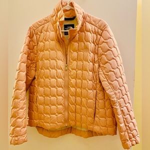 Gently used Light Pink Thermoball Women’s North Face Thermoball jacket.